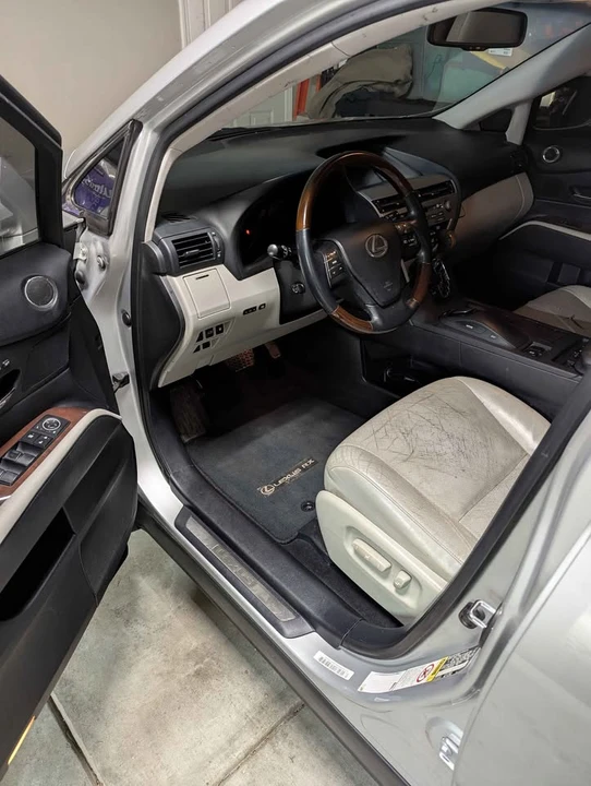 2011 Lexus RX 3rd Gen - Image 13 of 13