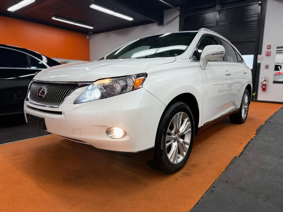 2011 Lexus RX 3rd Gen - Image 3 of 20