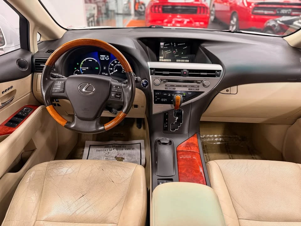 2011 Lexus RX 3rd Gen - Image 11 of 20