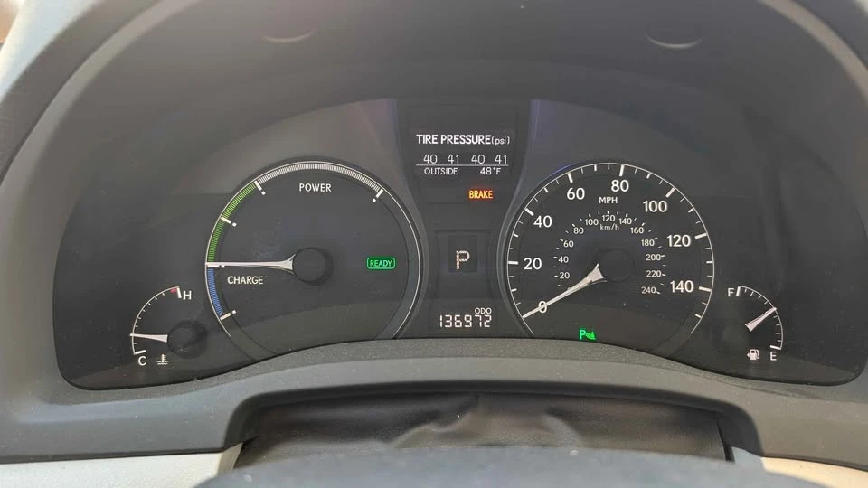 2011 Lexus RX 3rd Gen - Image 16 of 17