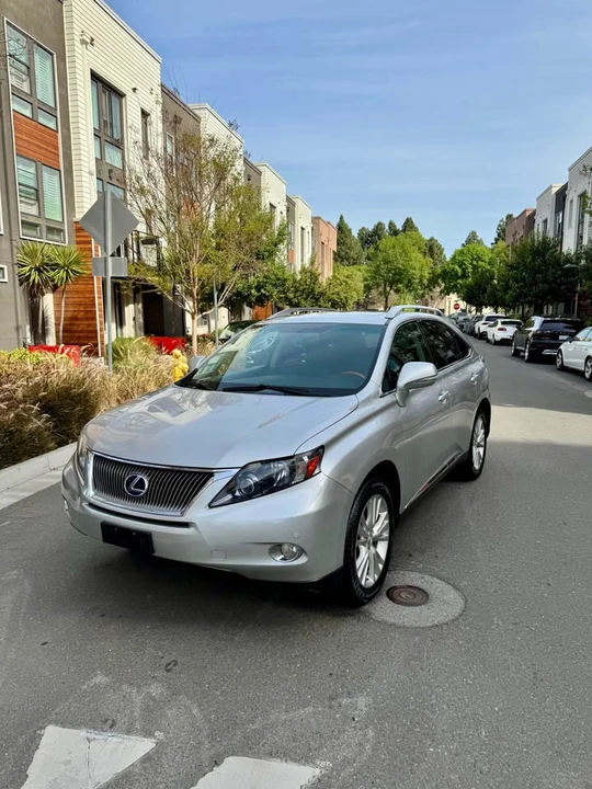 2011 Lexus RX 3rd Gen - Image 2 of 13
