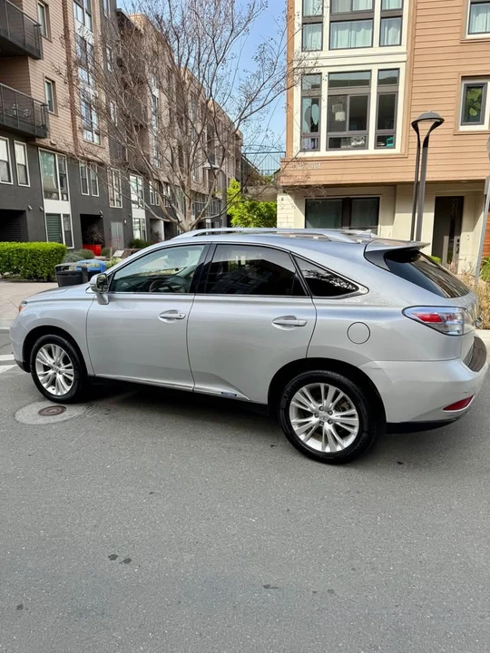 2011 Lexus RX 3rd Gen - Image 7 of 13