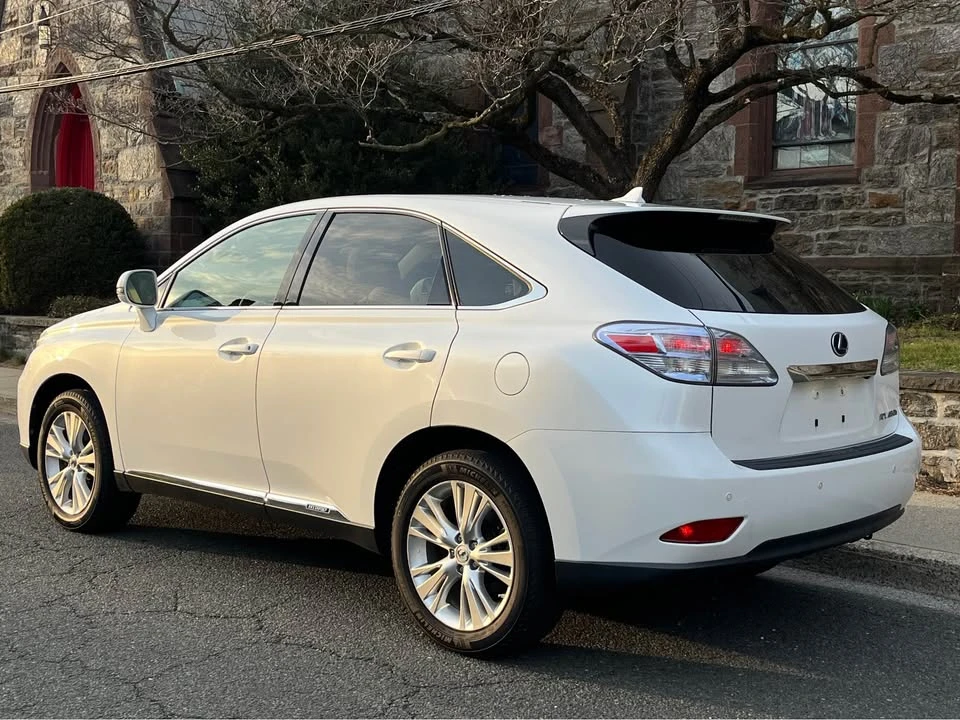 2011 Lexus RX 3rd Gen - Image 5 of 18