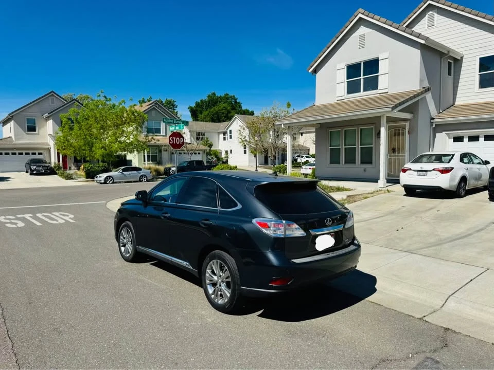 2011 Lexus RX 3rd Gen - Image 4 of 14