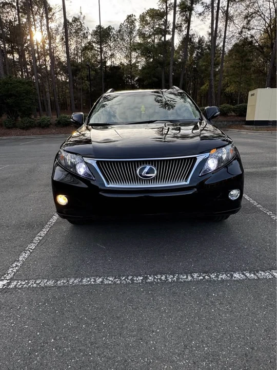 2011 Lexus RX 3rd Gen - Image 2 of 16