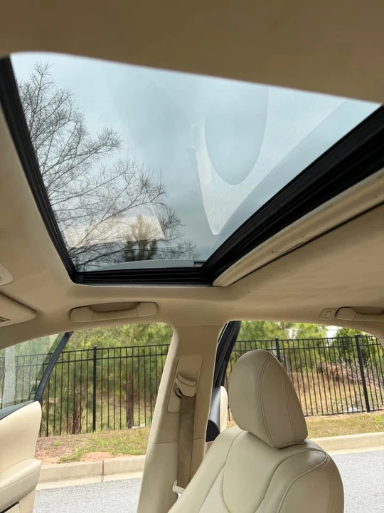 2011 Lexus RX 3rd Gen - Image 13 of 17