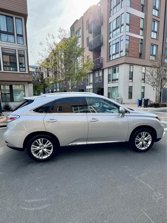 2011 Lexus RX 3rd Gen - Image 5 of 13