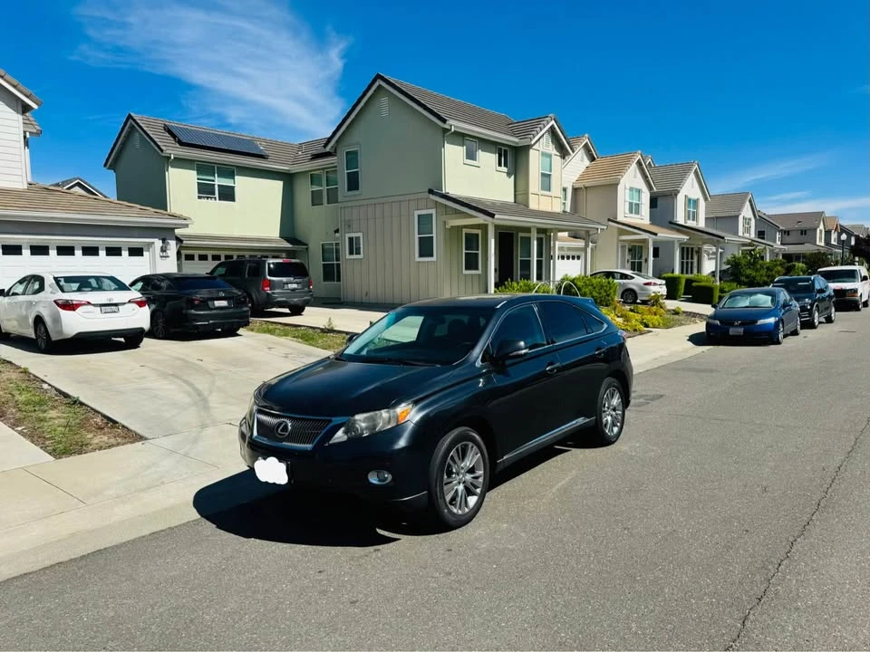 2011 Lexus RX 3rd Gen - Image 2 of 14