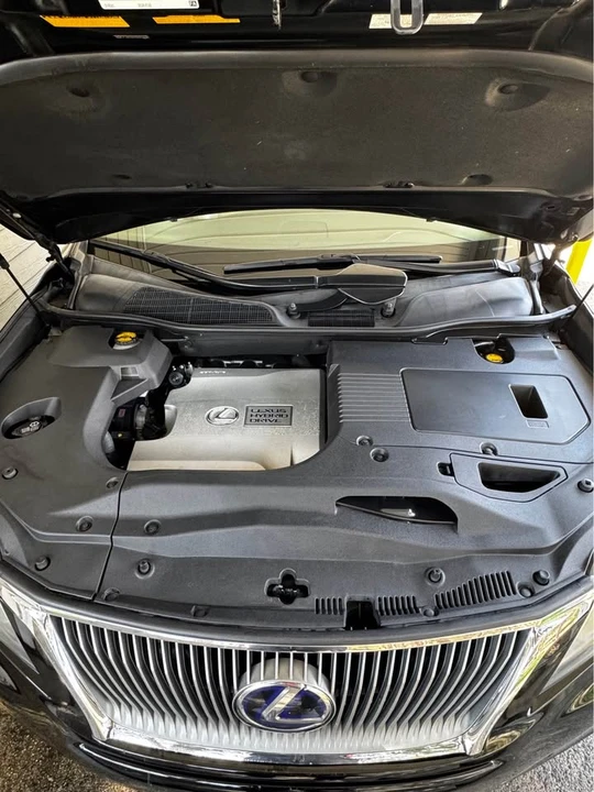 2011 Lexus RX 3rd Gen - Image 16 of 16