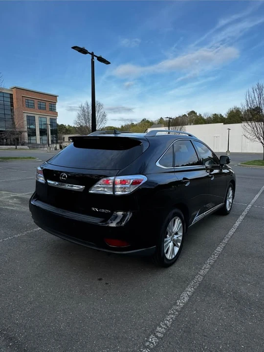 2011 Lexus RX 3rd Gen - Image 4 of 16