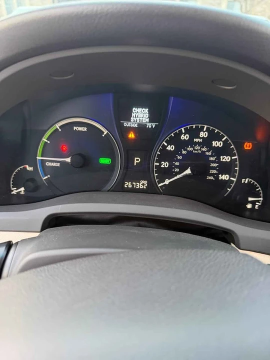 2011 Lexus RX 3rd Gen - Image 17 of 17