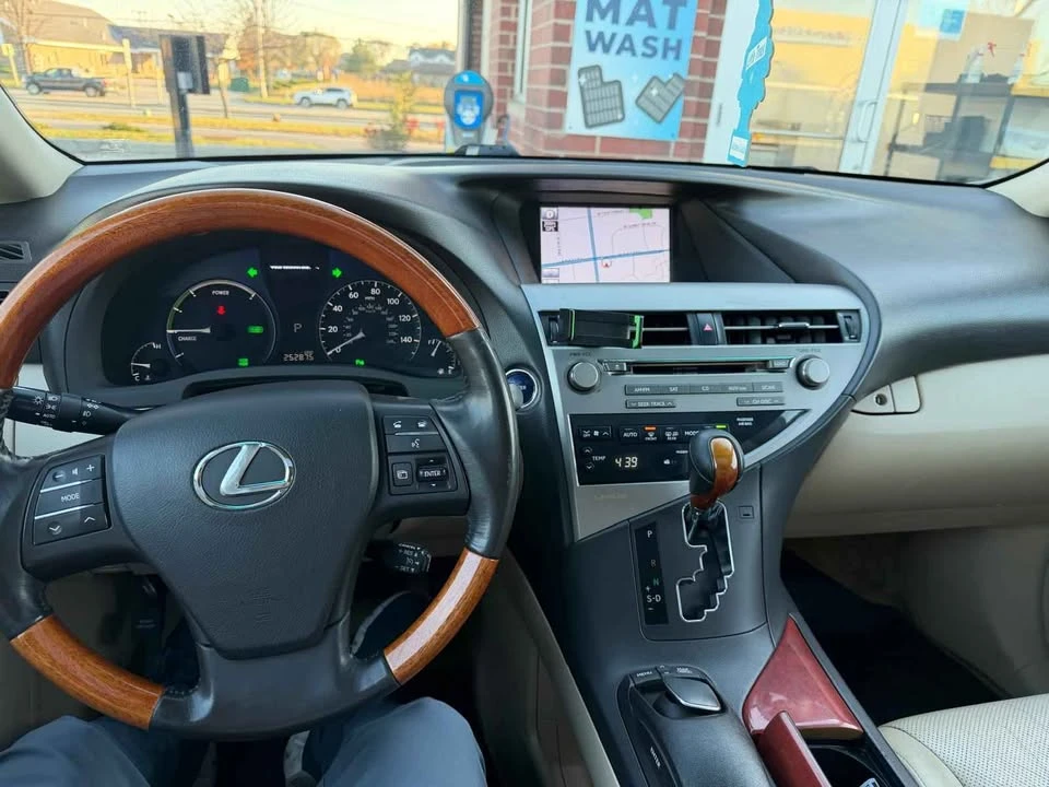 2011 Lexus RX 3rd Gen - Image 5 of 17
