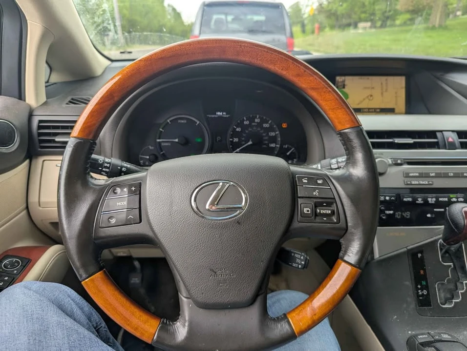 2011 Lexus RX 3rd Gen - Image 6 of 6