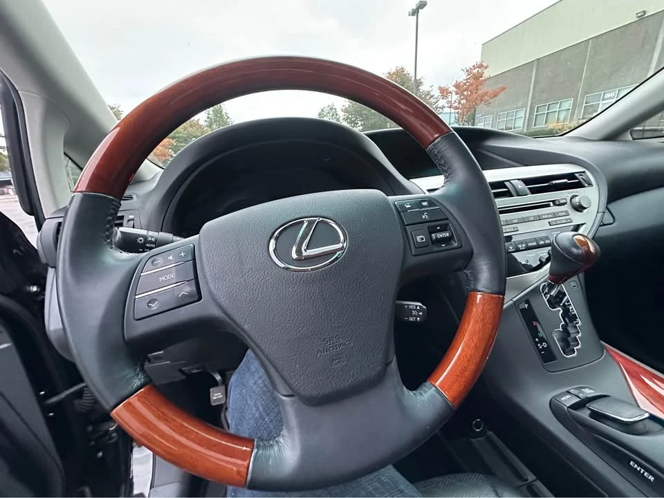2011 Lexus RX 3rd Gen - Image 12 of 15