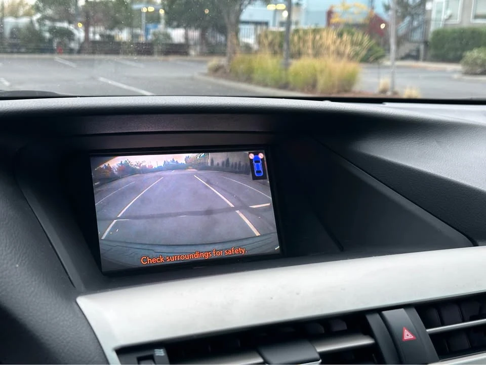 2011 Lexus RX 3rd Gen - Image 15 of 17