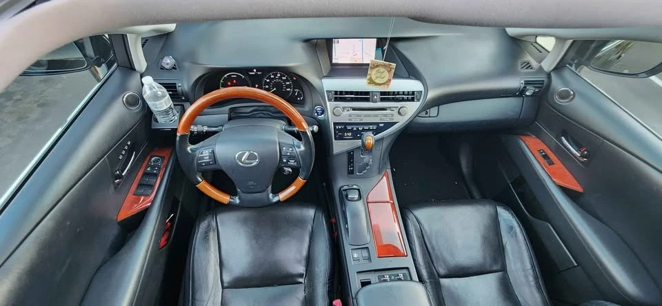 2011 Lexus RX 3rd Gen - Image 2 of 12