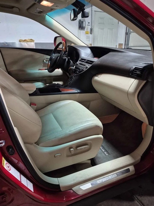 2011 Lexus RX 3rd Gen - Image 8 of 17
