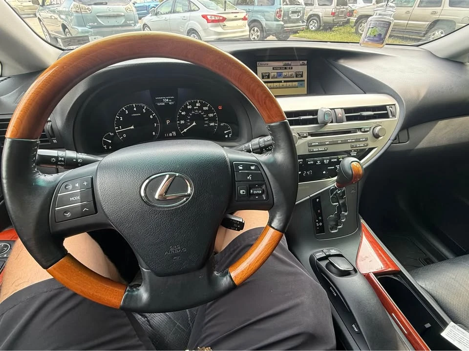 2011 Lexus RX 3rd Gen - Image 13 of 19