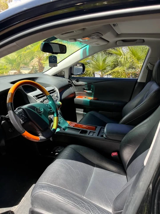 2011 Lexus RX 3rd Gen - Image 6 of 10