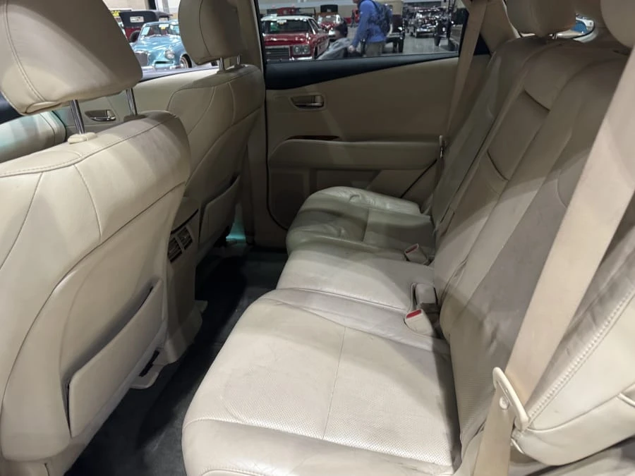 2011 Lexus RX 3rd Gen - Image 4 of 8