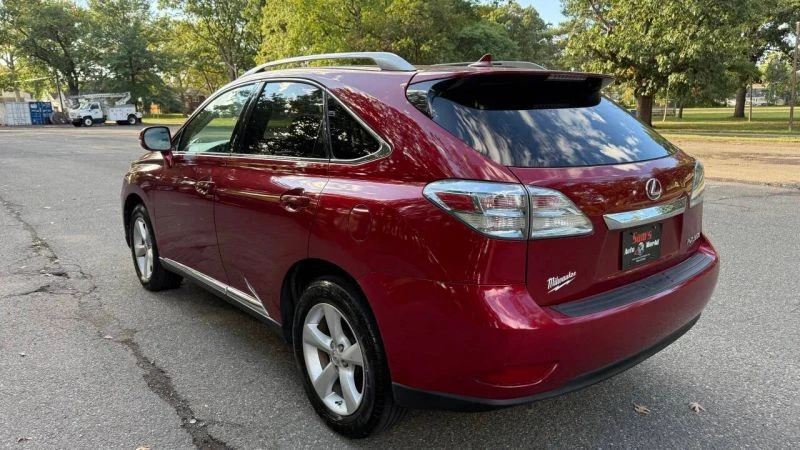 2011 Lexus RX 3rd Gen - Image 8 of 12