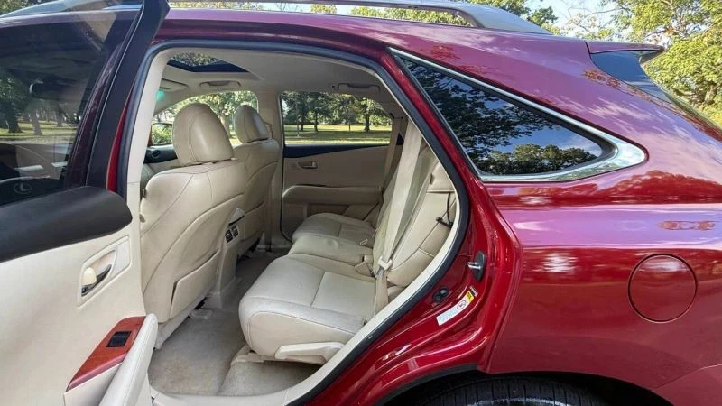 2011 Lexus RX 3rd Gen - Image 12 of 12