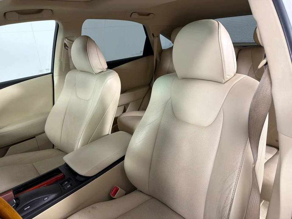 2011 Lexus RX 3rd Gen - Image 11 of 12