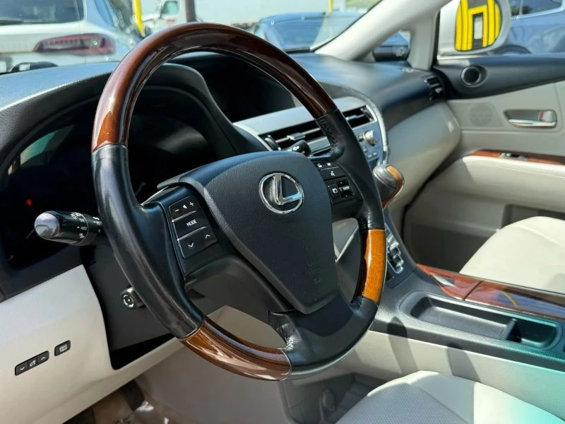 2011 Lexus RX 3rd Gen - Image 9 of 12