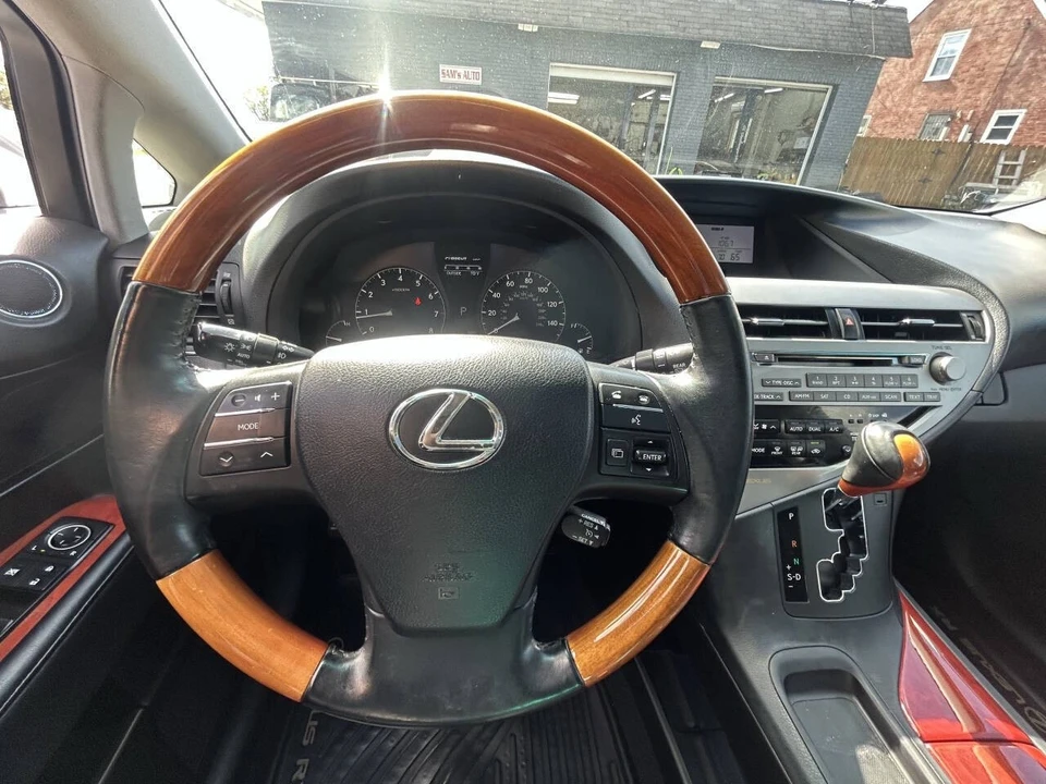 2011 Lexus RX 3rd Gen - Image 10 of 21