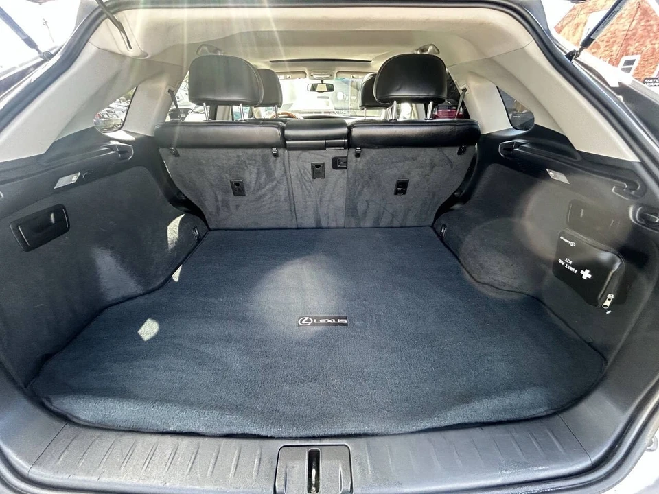 2011 Lexus RX 3rd Gen - Image 17 of 21