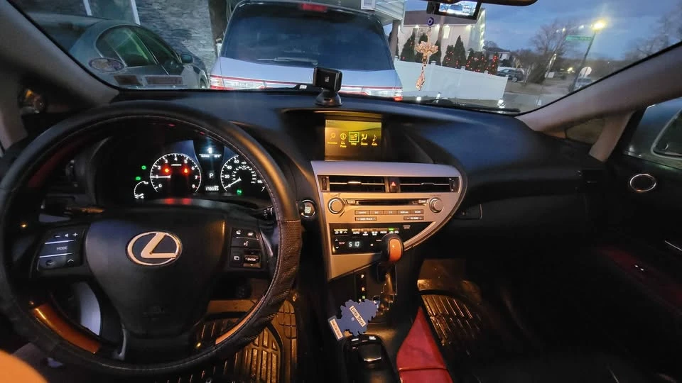 2011 Lexus RX 3rd Gen - Image 9 of 10