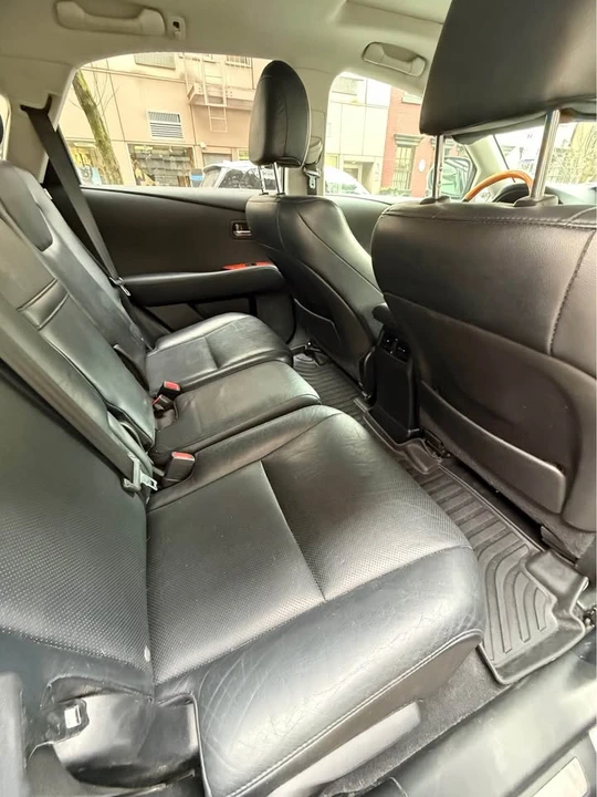 2011 Lexus RX 3rd Gen - Image 6 of 10