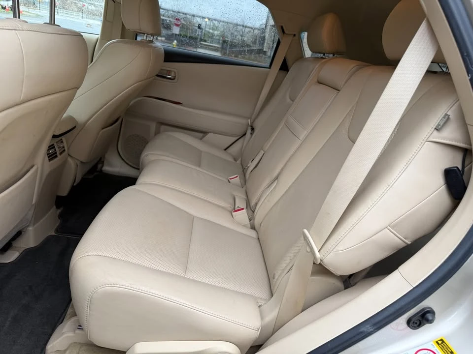 2011 Lexus RX 3rd Gen - Image 13 of 19