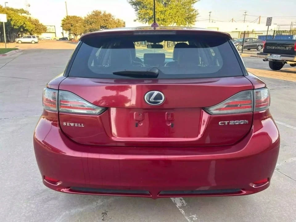 2011 Lexus CT - Image 12 of 20