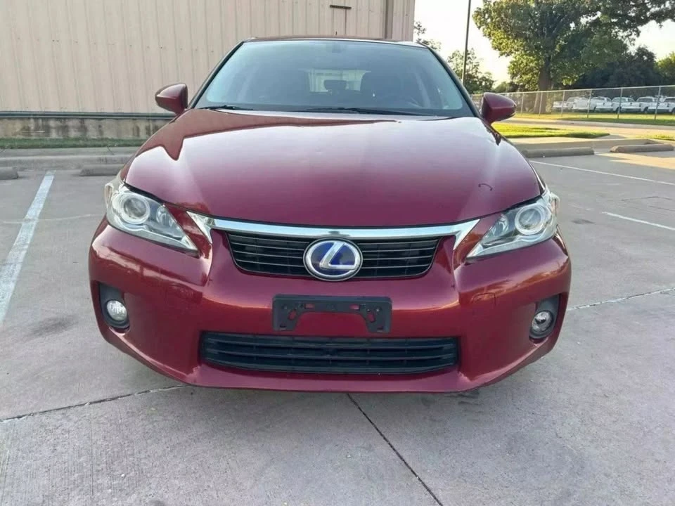 2011 Lexus CT - Image 2 of 20