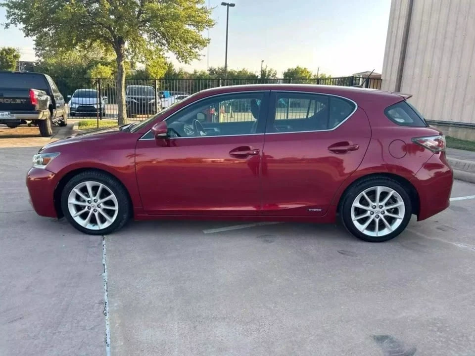 2011 Lexus CT - Image 6 of 20