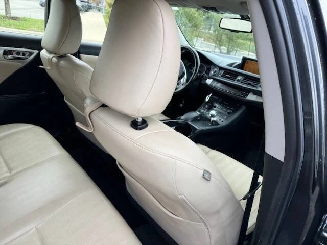 2011 Lexus CT - Image 20 of 20