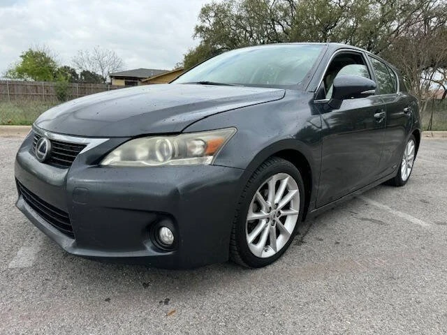2011 Lexus CT - Image 2 of 20