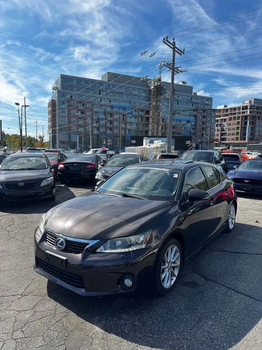 2011 Lexus CT - Image 11 of 20