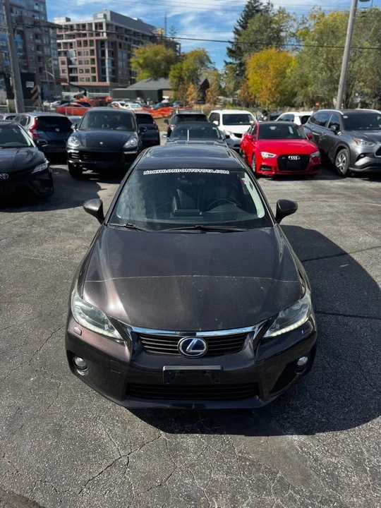 2011 Lexus CT - Image 13 of 20