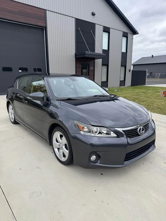 2011 Lexus CT - Image 3 of 14