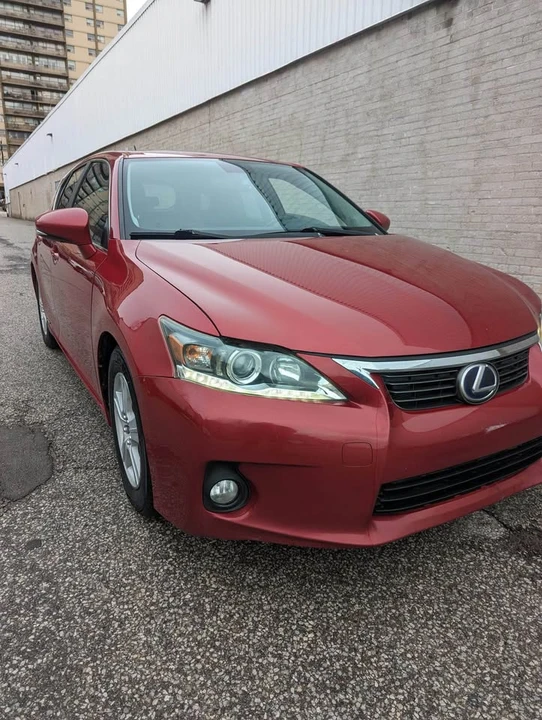 2011 Lexus CT - Image 4 of 8