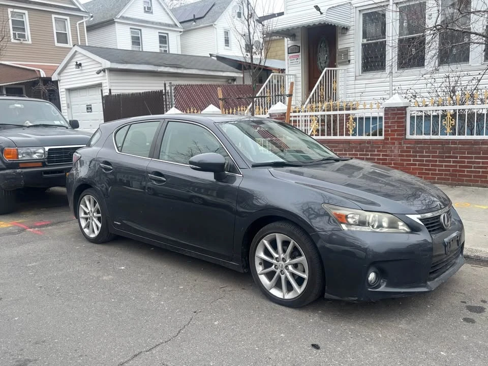 2011 Lexus CT - Image 3 of 5