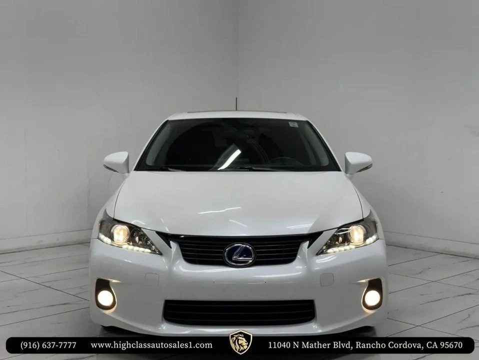 2011 Lexus CT - Image 3 of 16