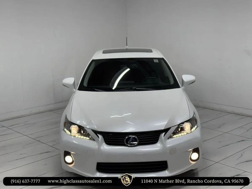 2011 Lexus CT - Image 4 of 16