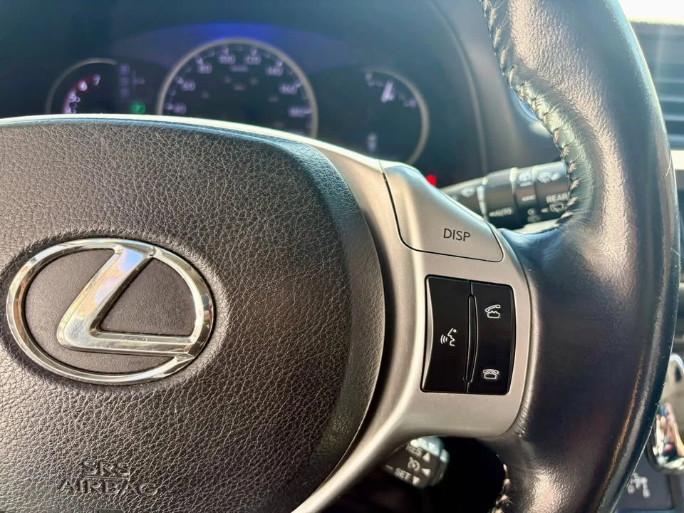 2011 Lexus CT - Image 12 of 19