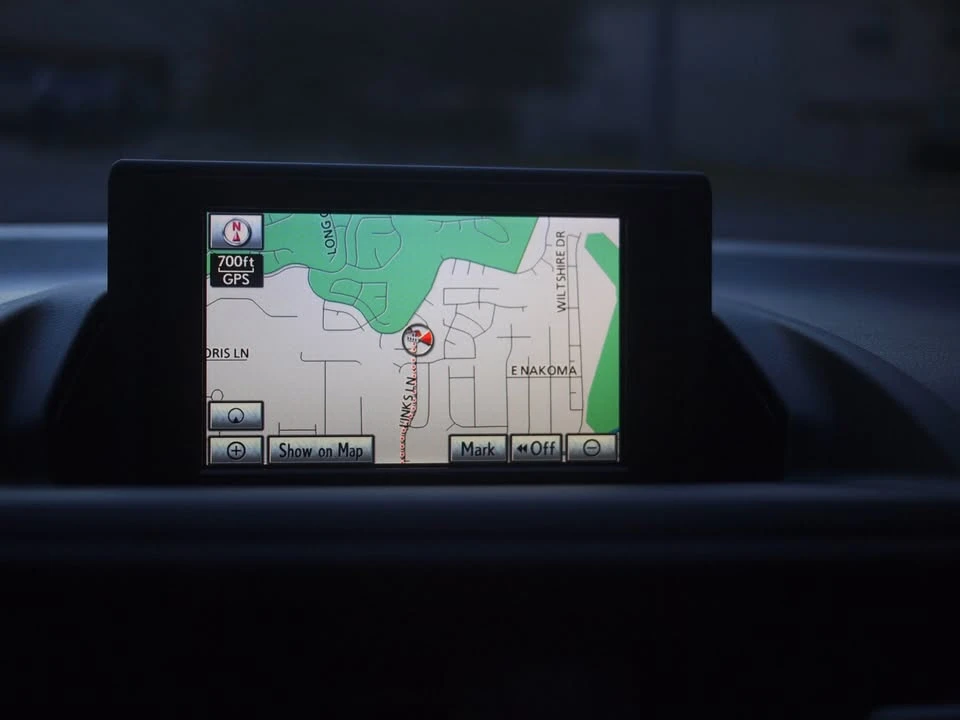 2011 Lexus CT - Image 16 of 18