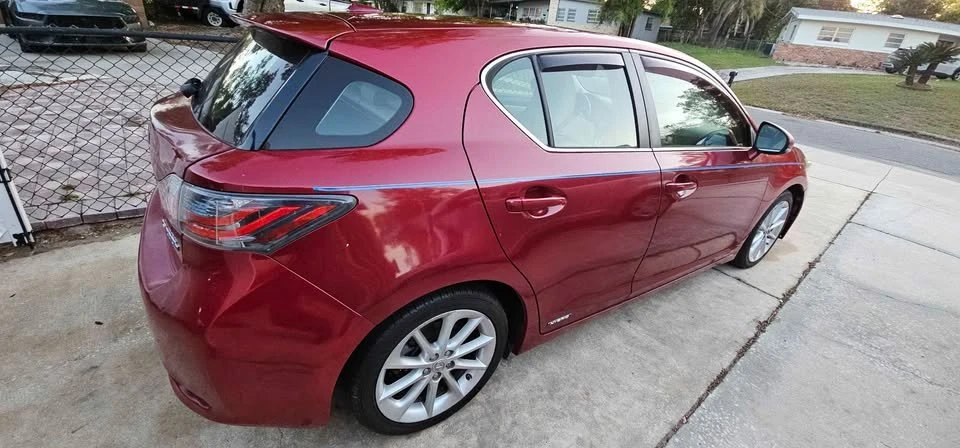 2011 Lexus CT - Image 3 of 8