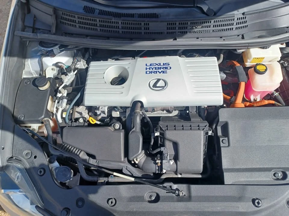 2011 Lexus CT - Image 11 of 12