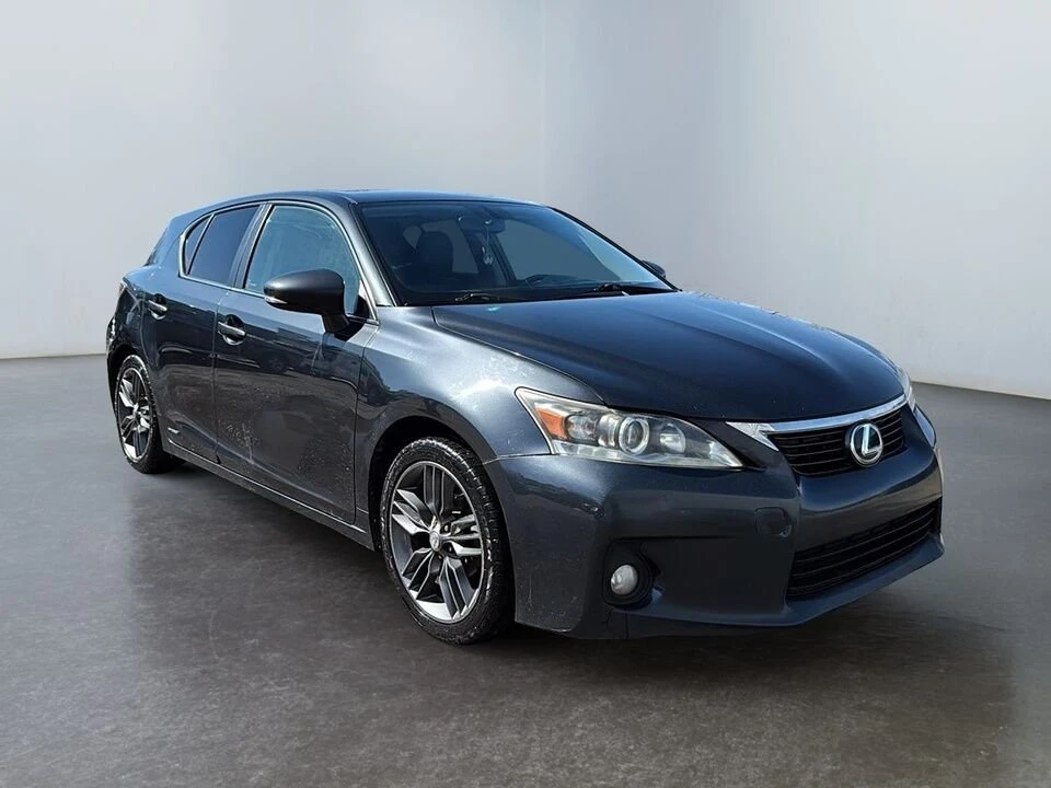 2011 Lexus CT - Image 11 of 20